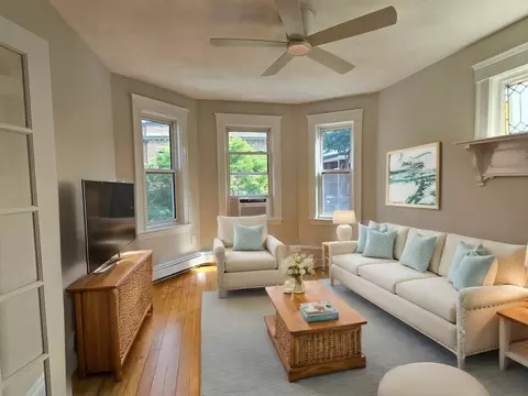 8-10 Chatham St #5, Cambridge, MA 02139