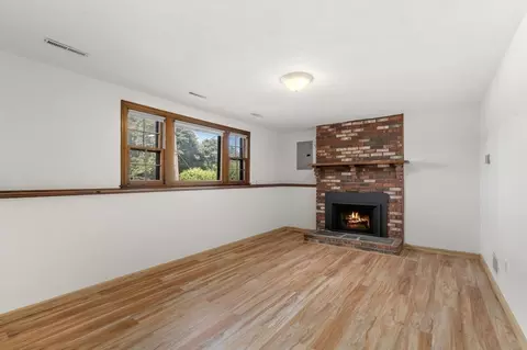 Living - 5 Feldman Way, Canton, MA 02021 photo 6 of 7