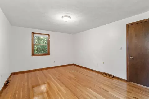 Bedroom - 5 Feldman Way, Canton, MA 02021 photo 5 of 5