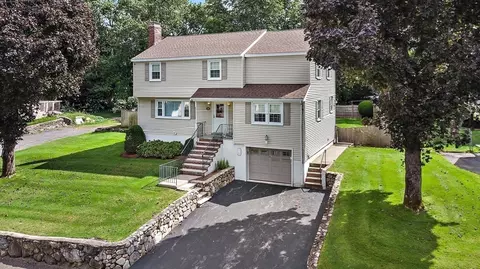 54 A Eastern Ave, Woburn, MA 01801
