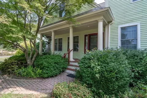 1 Crest View Ln, Bourne, MA 02561 photo 3