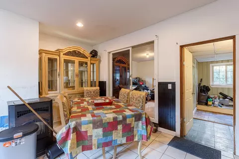 Dining - 87 5 Eastern Ave, Worcester, MA 01605 photo 1 of 1