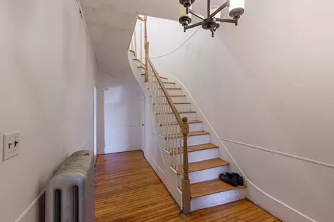 Entry Way - 87 5 Eastern Ave, Worcester, MA 01605 photo 1 of 2