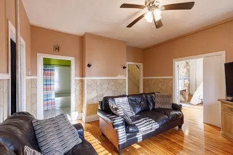 Living - 87 5 Eastern Ave, Worcester, MA 01605 photo 1 of 2