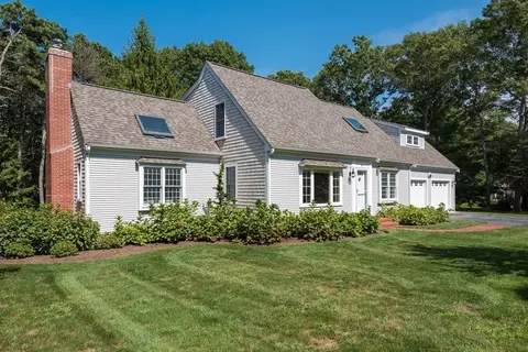 68 Tupelo Rd, Barnstable, MA 02648