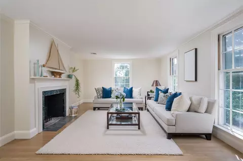 18 Bradford Rd, Hingham, MA 02043 photo 2