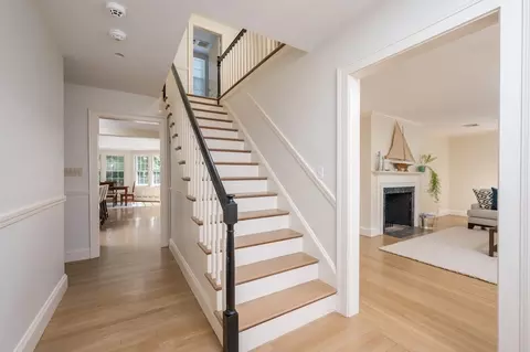 18 Bradford Rd, Hingham, MA 02043 photo 3