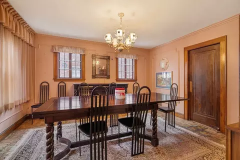 16 Blake Rd, Brookline, MA 02445 photo 4