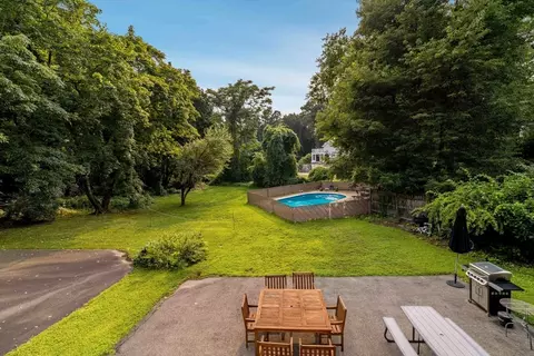 16 Blake Rd, Brookline, MA 02445 photo 10