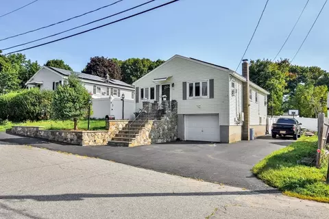 36 Josephine Ave, Methuen, MA 01844