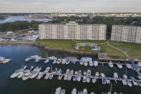 200 Cove Way #1012, Quincy, MA 02169
