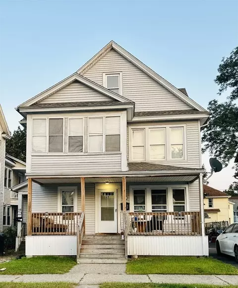 17-19 Crown St, Springfield, MA 01108 photo 2