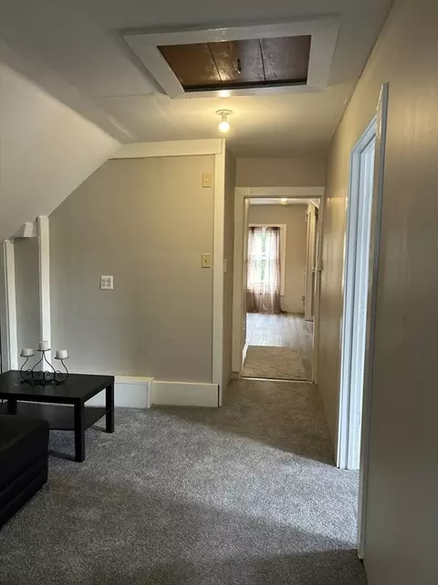 17-19 Crown St, Springfield, MA 01108 photo 9