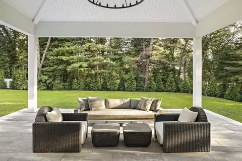 173 Stratford Rd, Needham, MA 02492 photo 5