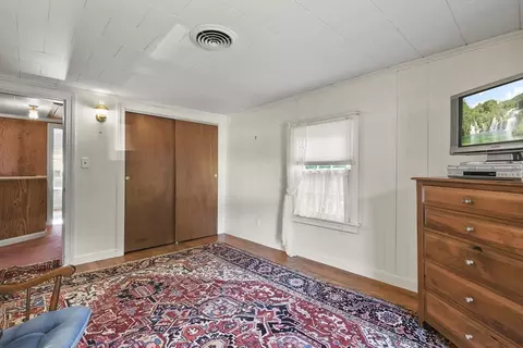 Bedroom - 31 Belmont St, Fall River, MA 02720 photo 3 of 7