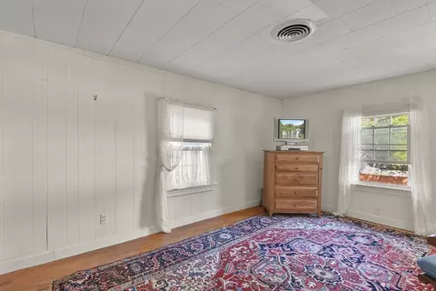 Bedroom - 31 Belmont St, Fall River, MA 02720 photo 1 of 7