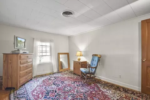 Bedroom - 31 Belmont St, Fall River, MA 02720 photo 2 of 7