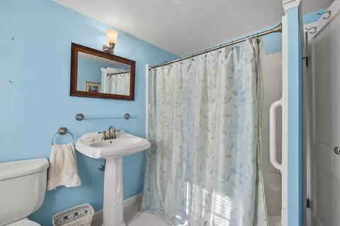 Bath - 31 Belmont St, Fall River, MA 02720 photo 2 of 2