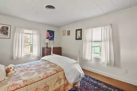 Bedroom - 31 Belmont St, Fall River, MA 02720 photo 5 of 7