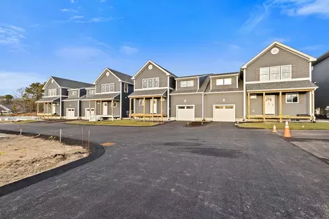1 Wildwood Ln #A, Sagamore Beach, MA 02562