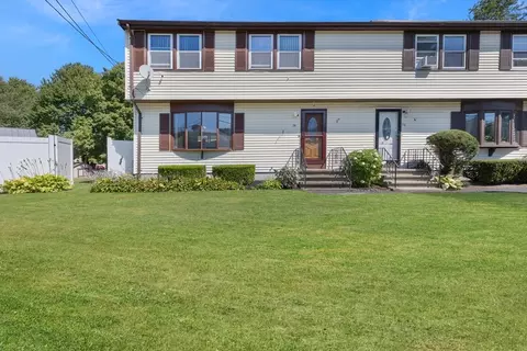 54 Country Club Dr #54, Randolph, MA 02368