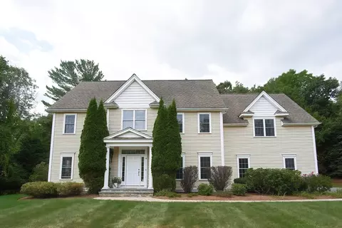 4 Bobcat Hill Ln, Ashland, MA 01721