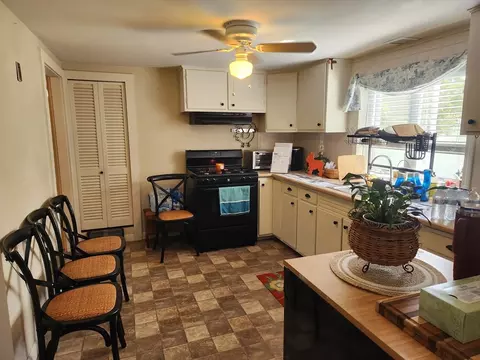 91 Shaw Rd, Fairhaven, MA 02719 photo 9