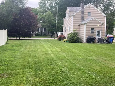 91 Shaw Rd, Fairhaven, MA 02719 photo 4