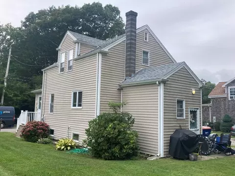 91 Shaw Rd, Fairhaven, MA 02719 photo 3