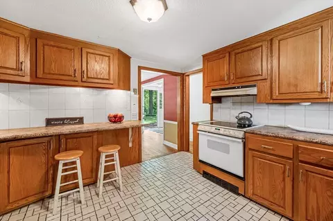 Kitchen - 224 Burt Rd, Springfield, MA 01118 photo 3 of 3