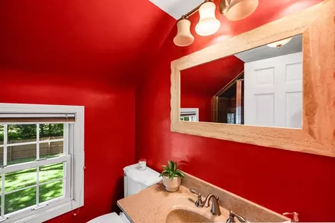 Bath - 224 Burt Rd, Springfield, MA 01118 photo 3 of 4