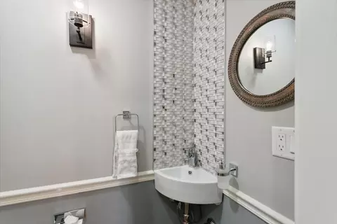 28 Pasture Rd, Reading, MA 01867 photo 21