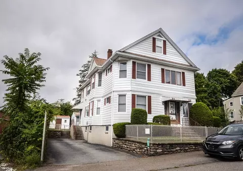 7 Prentice St, Worcester, MA 01604