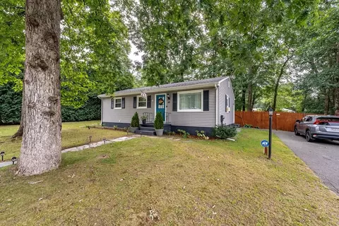 Exterior - 17 Mark St, Springfield, MA 01129 photo 2 of 8
