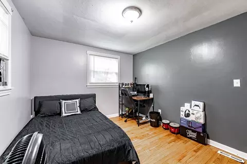 Bedroom - 17 Mark St, Springfield, MA 01129 photo 6 of 7
