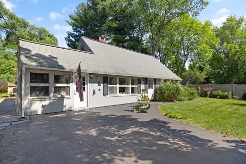 24 Glenmere Cir, Reading, MA 01867 photo 3
