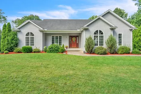 98 S Washington St, Belchertown, MA 01007