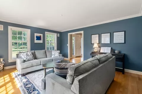 Living - 495 Common, Dedham, MA 02026 photo 1 of 3