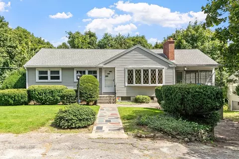 40 Viele Ave, Worcester, MA 01605