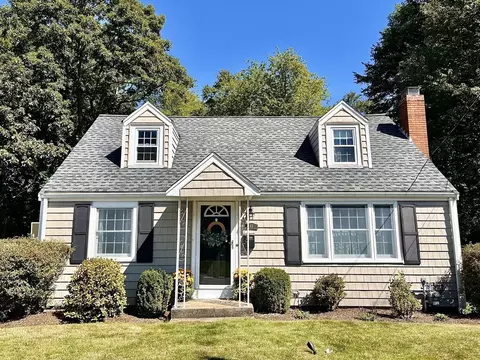 63 Clarendon St, Weymouth, MA 02190