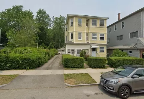 123 Hamilton St, Worcester, MA 01604 photo 2