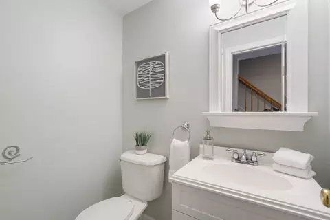 Bath - 3 Oak Ridge Dr #3, Maynard, MA 01754 photo 1 of 2