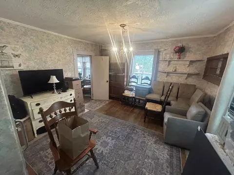 12 Sumner St, Saugus, MA 01906 photo 13