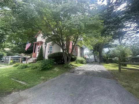 12 Sumner St, Saugus, MA 01906 photo 18