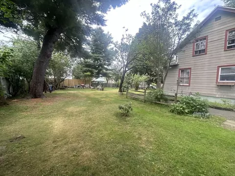 12 Sumner St, Saugus, MA 01906 photo 23