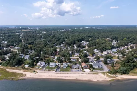 6 Nokomis Rd, Buzzards Bay, MA 02532 photo 8