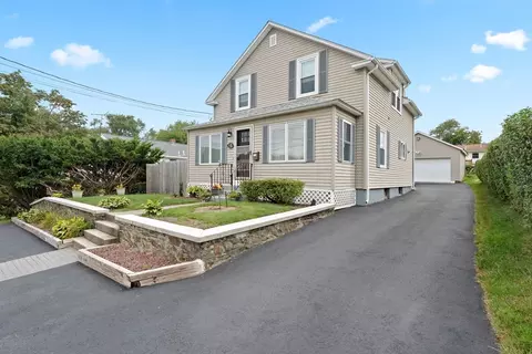 15 Locust Ave, North Providence, RI 02911