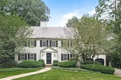 56 Woodcliff Rd, Wellesley, MA 02481