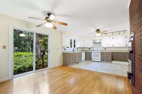430 Long Plain Rd, Leverett, MA 01054 photo 8