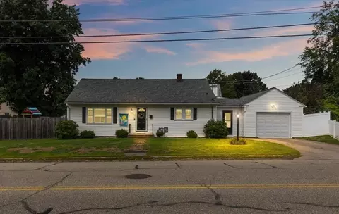 142 Elm St, Methuen, MA 01844